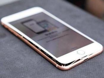 iPhone 8��عİ��ᱬը��