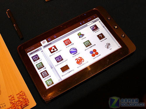 MeeGo手机现身MeeGo中国开发研讨会 MeeGo手机现身MeeGo中国开发研讨会