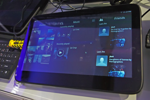 MeeGo系统MWC 2011登场 体验令人失望 MeeGo系统MWC 2011登场 体验令人失望