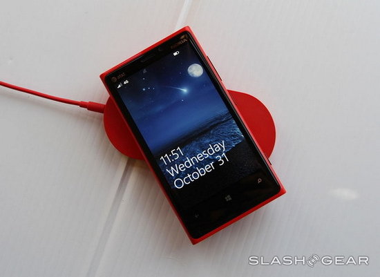 ŵ����Lumia920���۰濪��