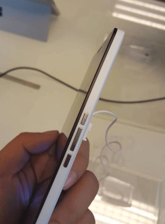 ����������⣬΢��Lumia950/XLӦ���Ӳ�����ֻ���