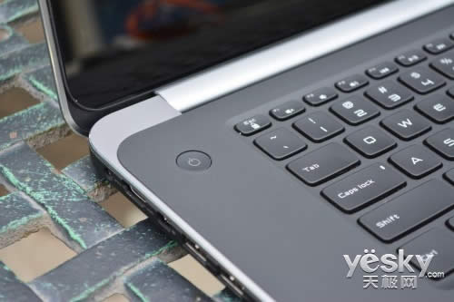 水火交融!超极本中的工作站戴尔M3800评测