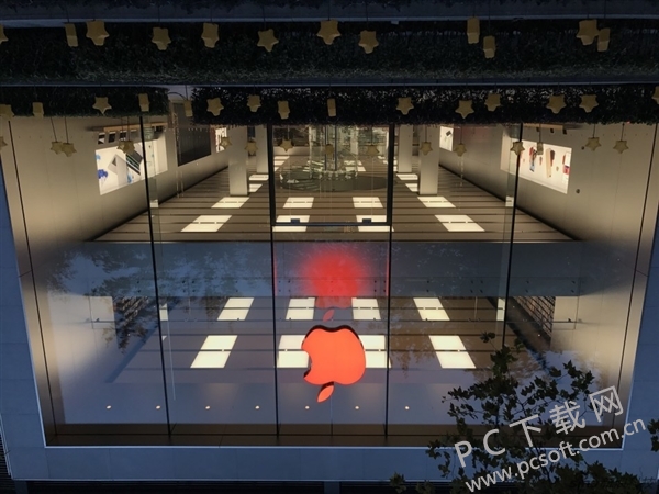 �쿴����һֻ��ƻ��